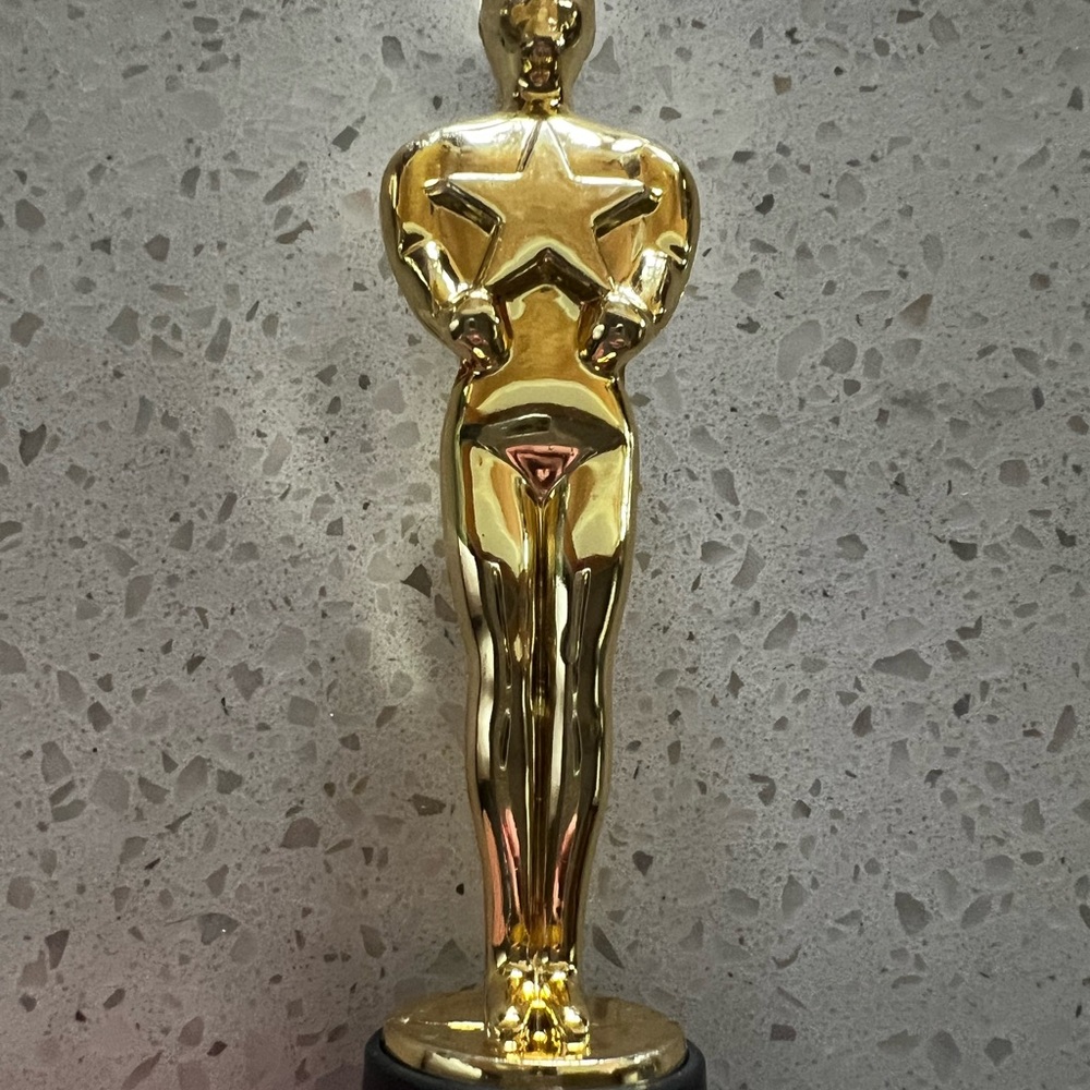 13 Gold Star Trophy Figurine